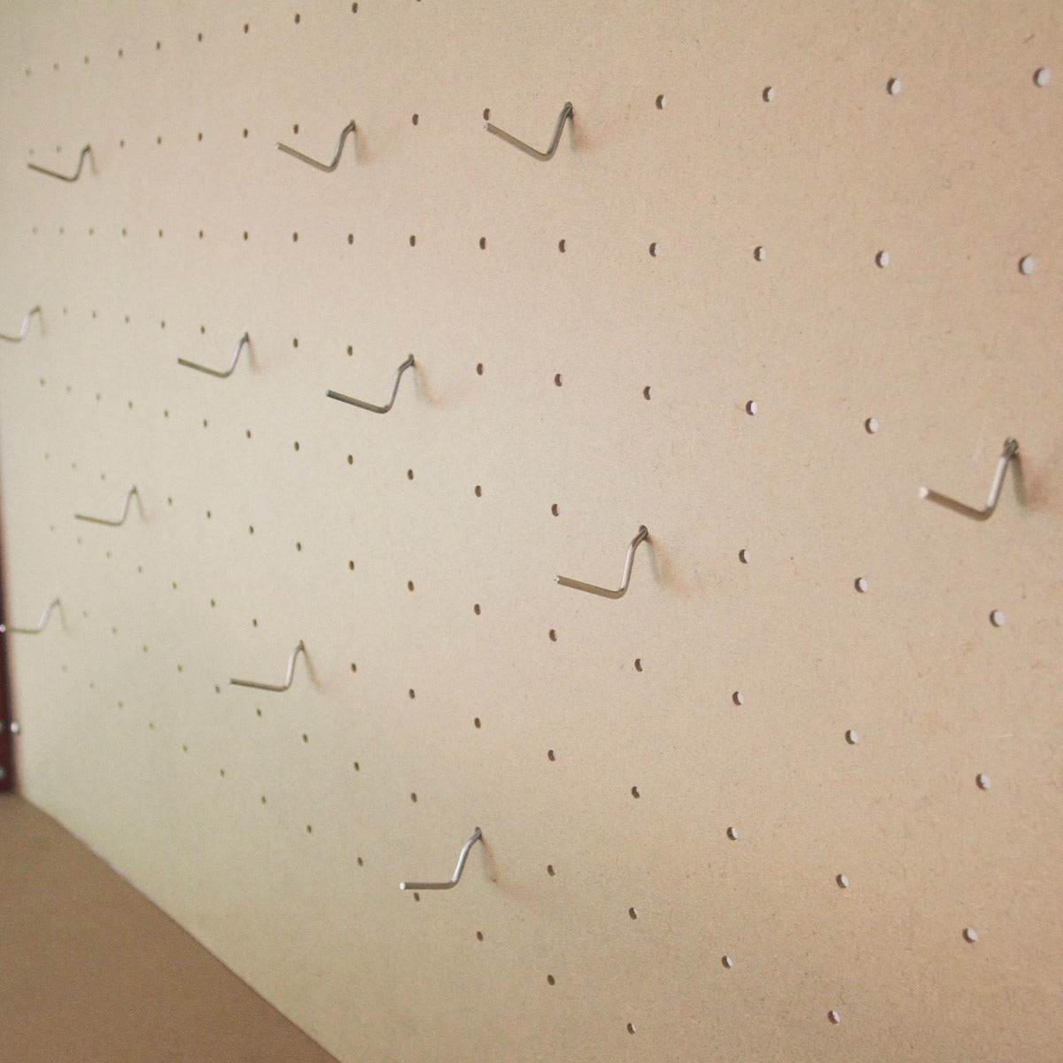 Werkbank mit Lochwand, Schublade & Licht - Rot