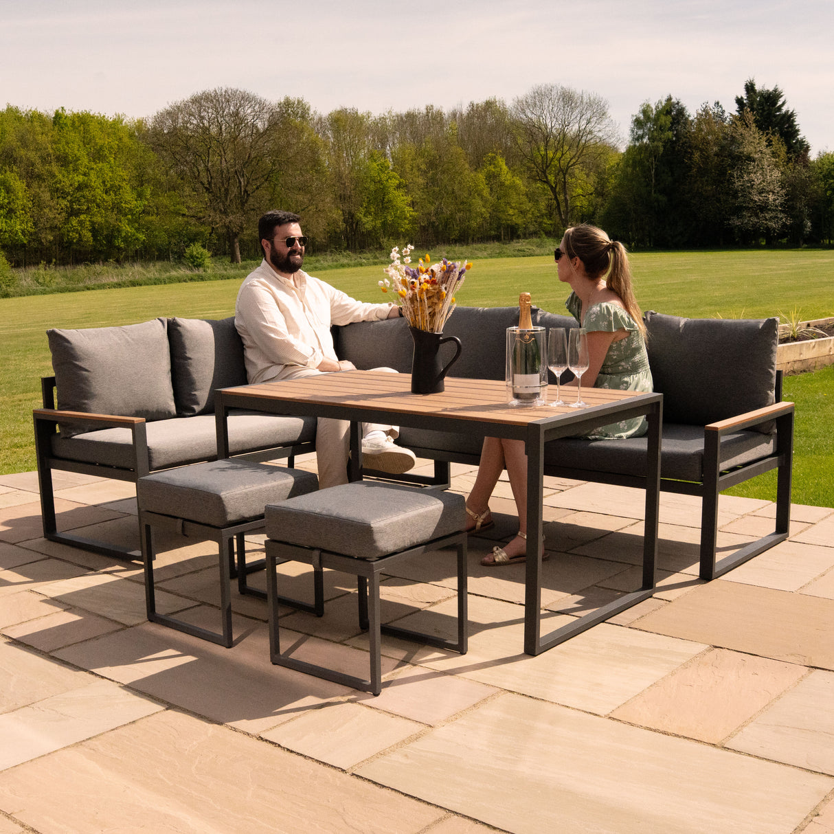 Aluminium 5-teiliges Ecksofa-Set mit schwarzer Rattan-Aufbewahrungsbox - Holz