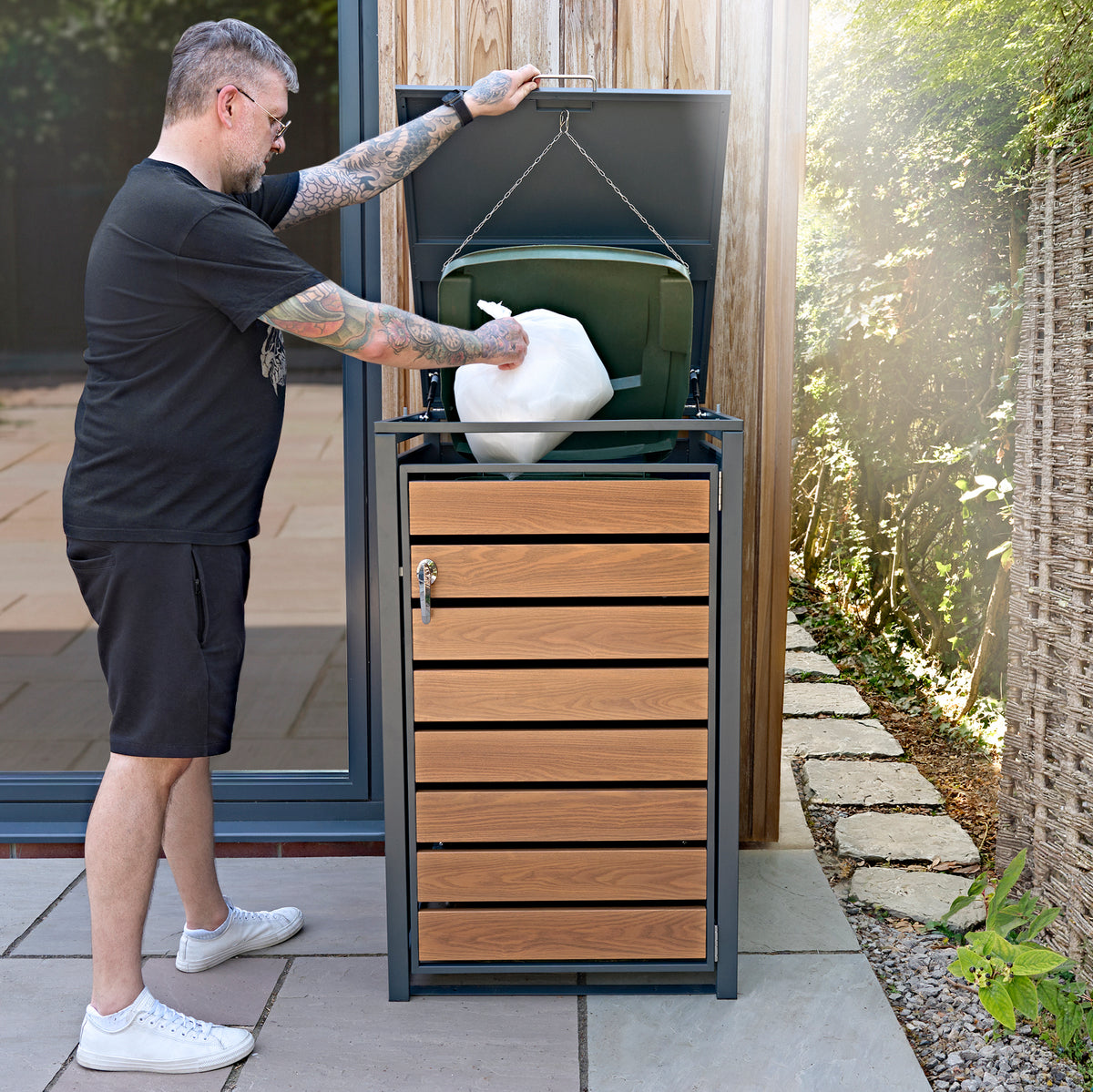 Mülltonnenbox aus Metall mit Holzoptiktür - view 12