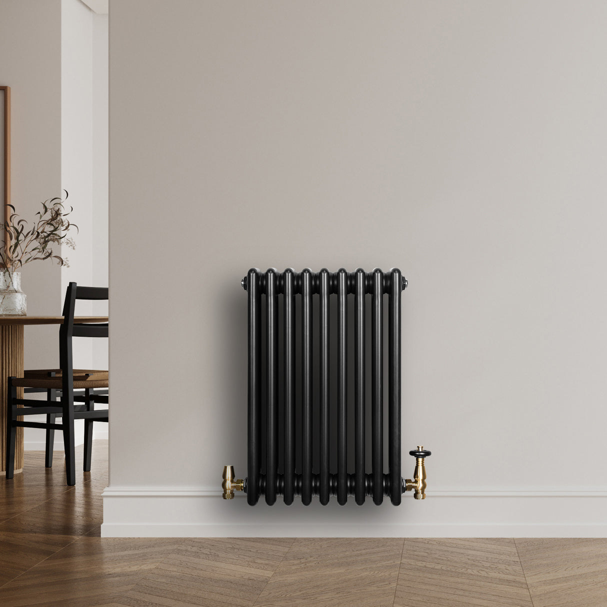 Röhrenheizkörper 4 Säulen mit TRV Chromventile – 600mm x 425mm – Schwarz