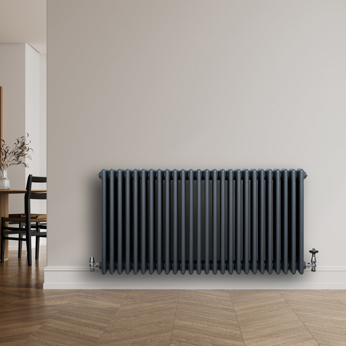 Röhrenheizkörper 4 Säulen mit TRV Chromventile – 600mm x 1190mm – Anthrazitgrau