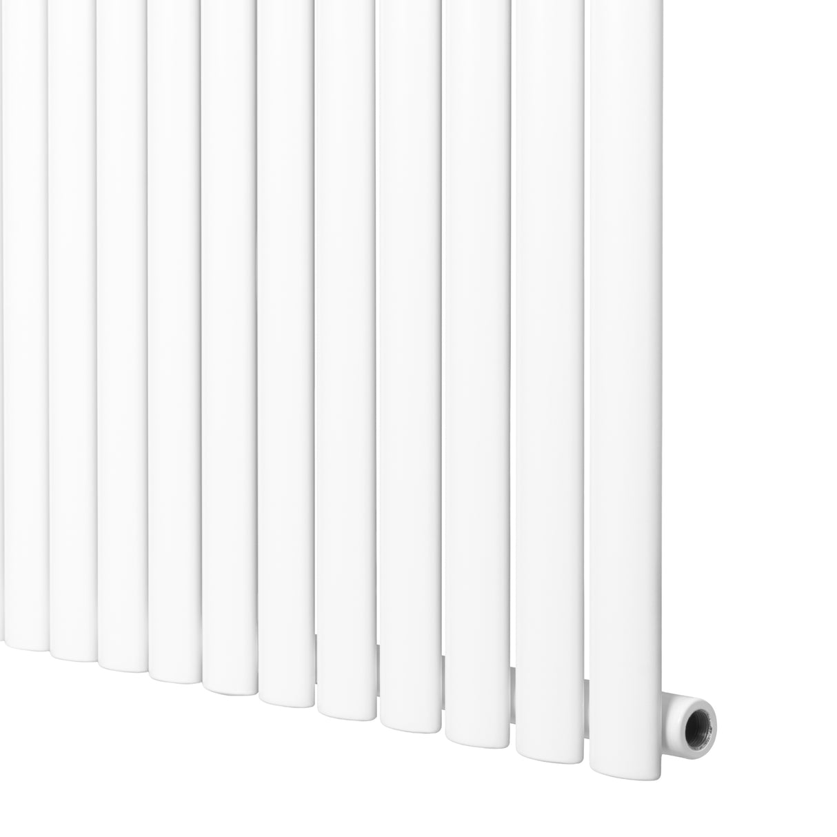 Gliederheizkörper in Weiß, 1800mm x 600mm, mit glatten, vertikalen Lamellen und einem modernen, minimalistischen Design für effiziente Wärmeverteilung