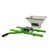 Tragbarer Obstzerkleinerer mit grüner Kurbel, 7 Liter Behälter, robuste Metallkonstruktion und präzise Zerkleinerungsmechanik