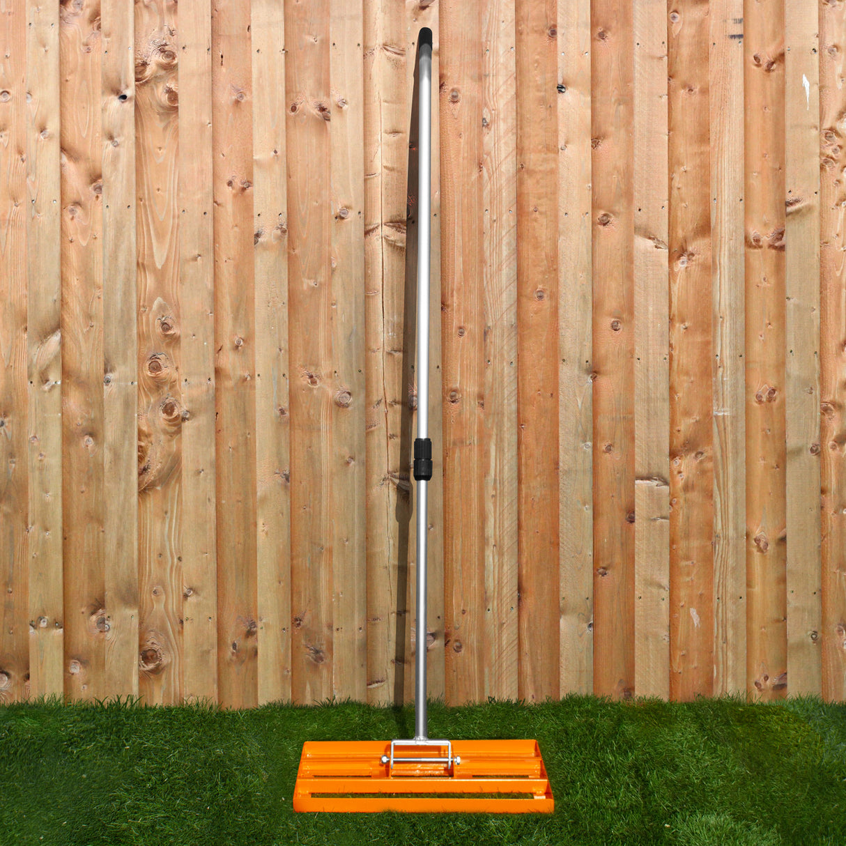 T-Mech Rasenrakel 50cm und rollender Rasenlüfter – Orange