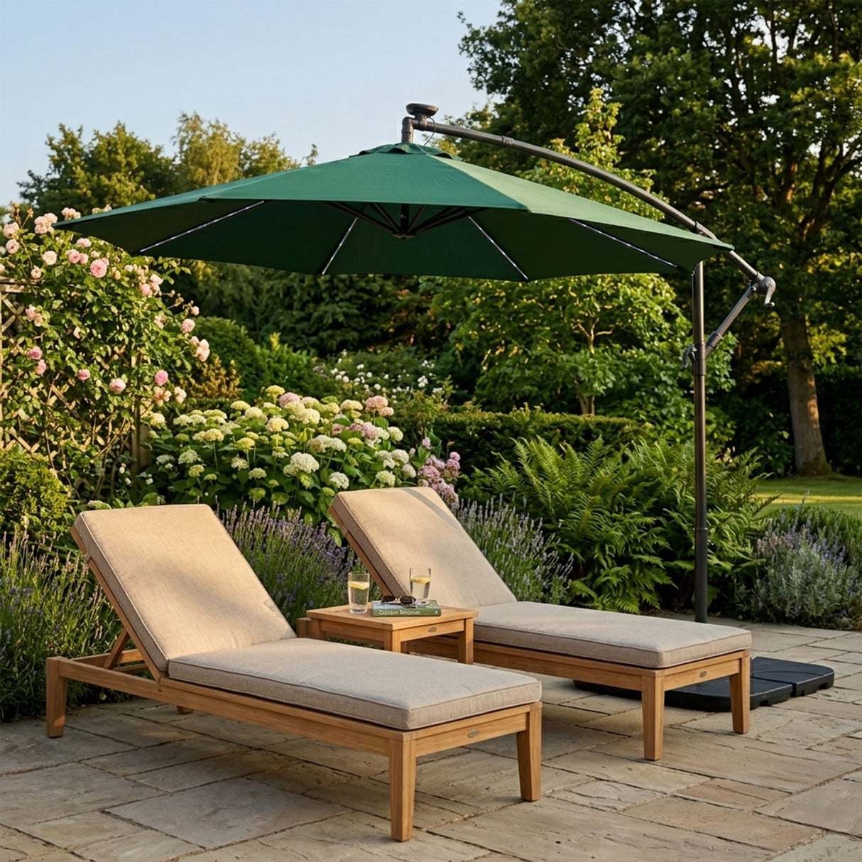 LED Ausleger-Sonnenschirm 3m - Grün