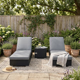 Liegestuhlset aus Rattan