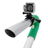 Nass- und Trocken-Industriestaubsauger mit grünem Saugrohr, silberner Düse und montierter Kamera für präzise Reinigungseinsätze