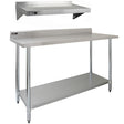 Edelstahl-Catering-Bench mit 5 Fuß Länge, glänzender Oberfläche, stabilen Beinen und zwei wandmontierten Regalen für zusätzlichen Stauraum