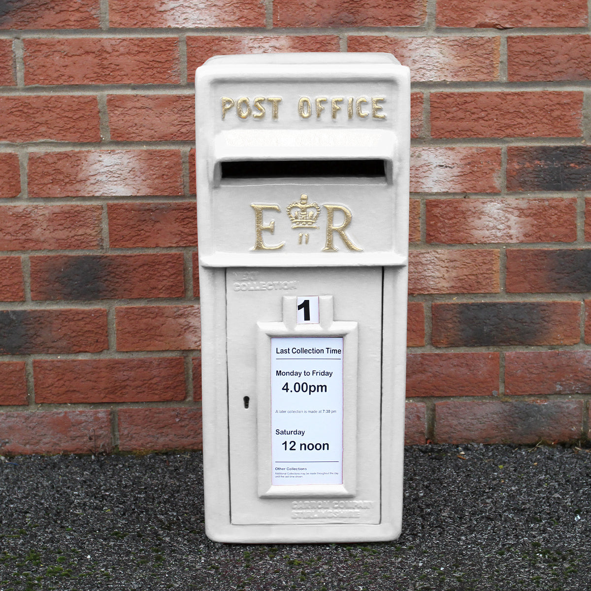 Briefkasten mit Bodenständer Weiß
