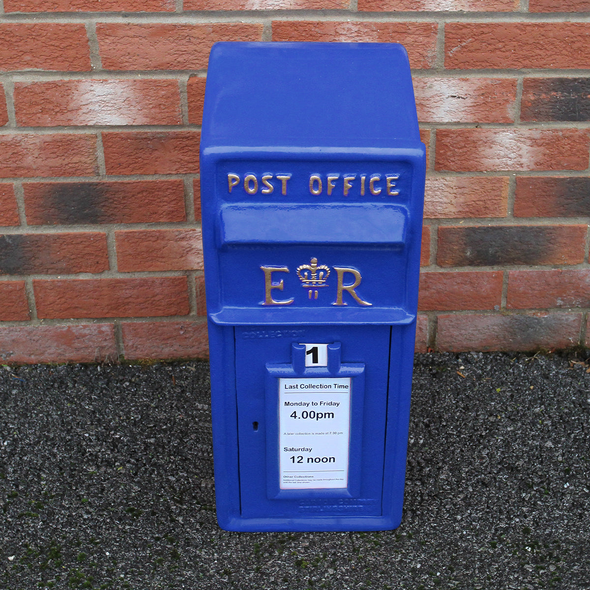 Briefkasten im Schottischen Stil - Blau