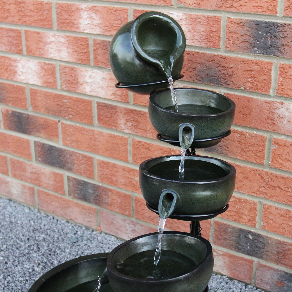 Solar Kaskadenbrunnen mit Akku - Grün