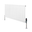 Gliederheizkörper in Weiß mit TRV Chromventilen, 600mm x 1200mm, schlankes Design, glatte Oberfläche und moderne Linienführung für effiziente Wärmeabgabe