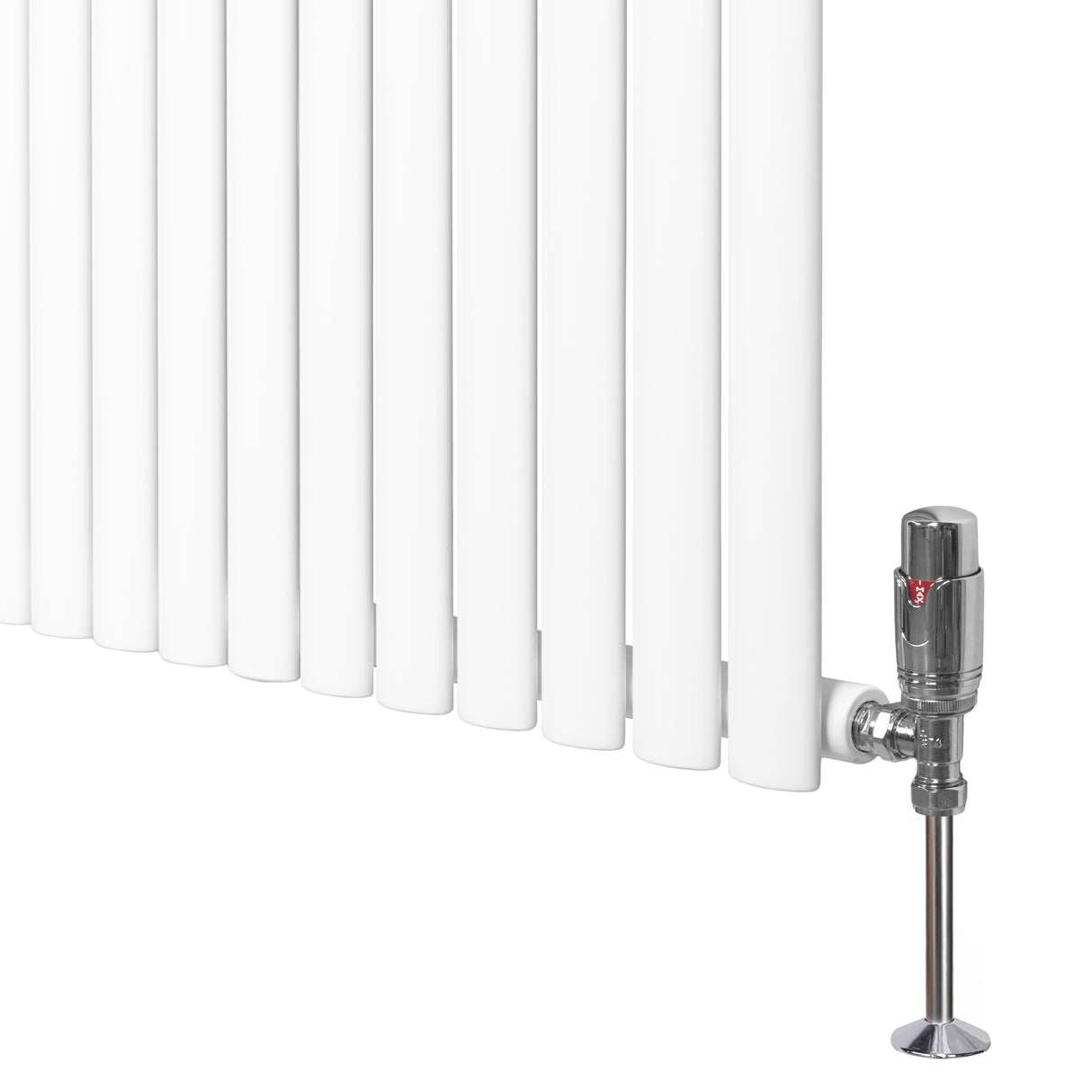 Weißer Gliederheizkörper mit TRV Chromventilen, 1600mm x 360mm, vertikale Lamellenstruktur, glänzende Oberfläche und elegantes Design für moderne Räume