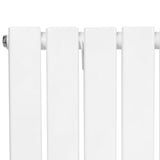 Flachheizkörper in Weiß, 1600mm x 420mm, mit glatten, rechteckigen Lamellen und glänzender Oberfläche, ideal für moderne Innenräume