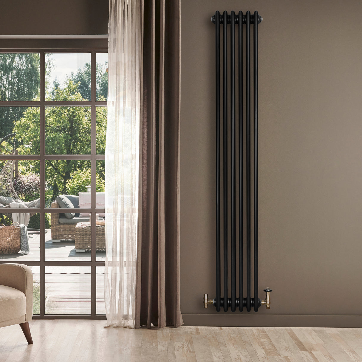 Röhrenheizkörper 4 Säulen mit TRV Chromventile – 1800mm x 290mm – Schwarz