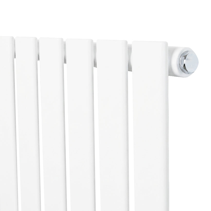 Flachheizkörper in Weiß, 1800mm x 280mm, mit glatten, modernen Lamellen und einem minimalistischen Design, ideal für zeitgemäße Innenräume